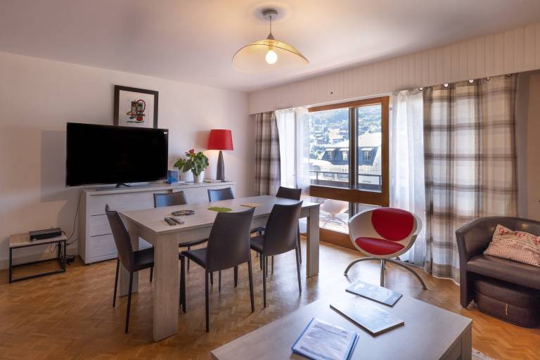 Child-friendly holiday apartment with patio & fast internet | Mountain view | Ski nearby | Suitable for remote work | Dogs allowed — photo 3