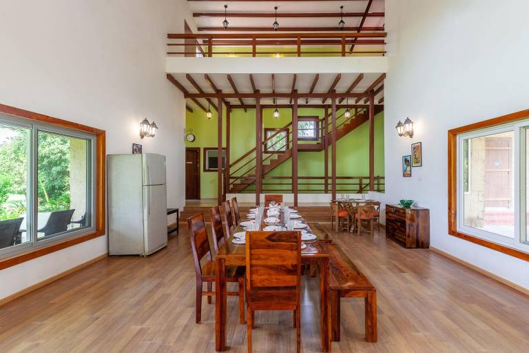 Beautiful villa with yard | Pet-friendly — photo 4