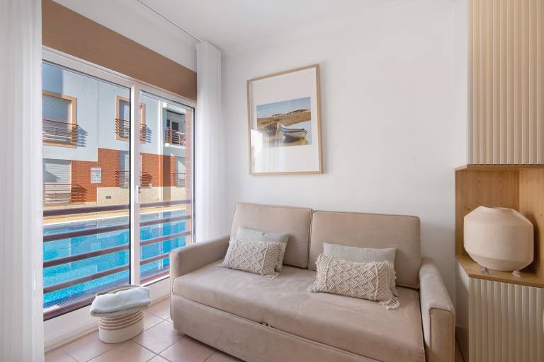 Rental apartment with pool | Garden view — photo 2