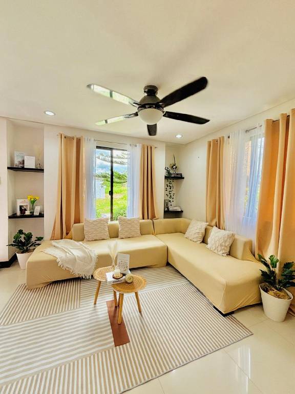 Pleasant vacation home with terrace, barbeque & yard | Suitable for remote work | Pet-friendly — photo 2