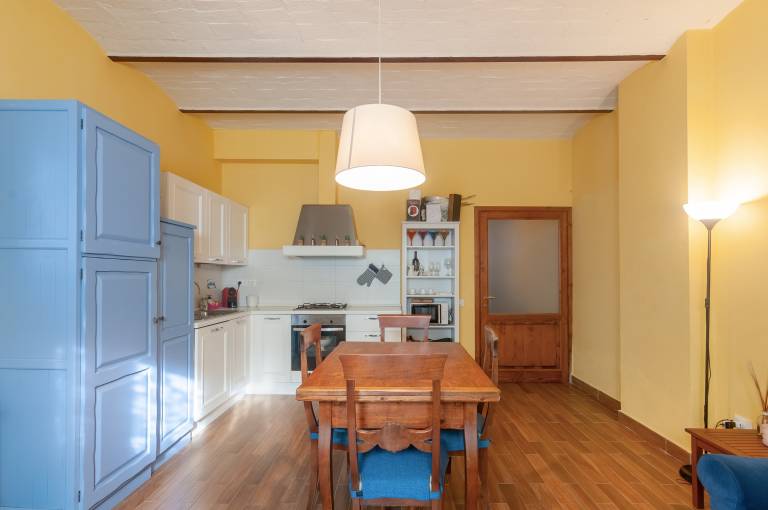 Casina – Tuscan Apartment with Pool among Vineyards and Olive Groves — photo 5