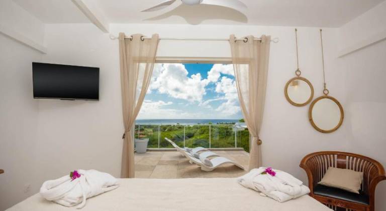 Pleasant villa with pool | Pets allowed — photo 2