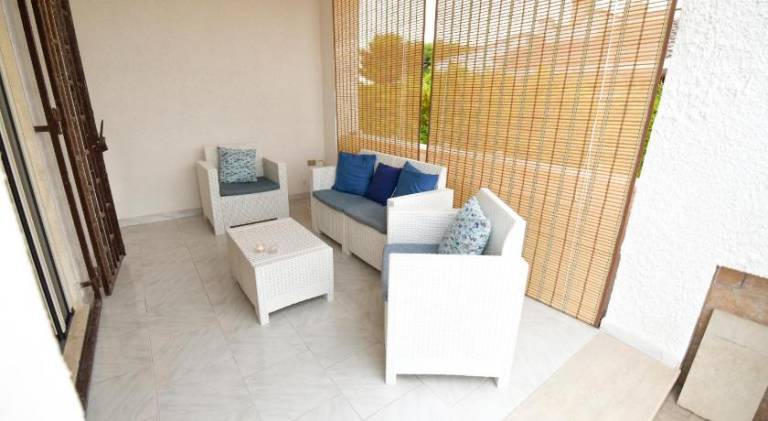 House | Beach nearby | Pets allowed — photo 3