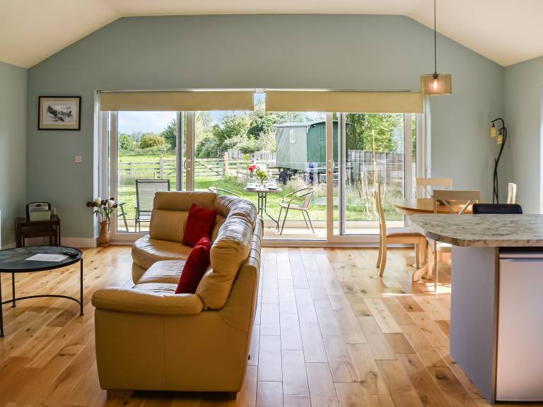 Family-friendly beautiful cottage | Pets allowed — photo 2