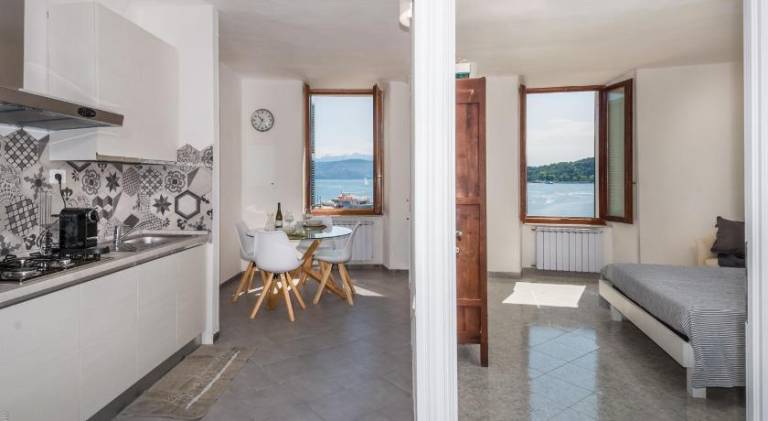 Holiday apartment with 2 rooms for 4 persons — photo 2