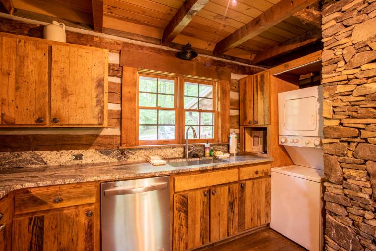 Cabin with jacuzzi | Mountain view — photo 5