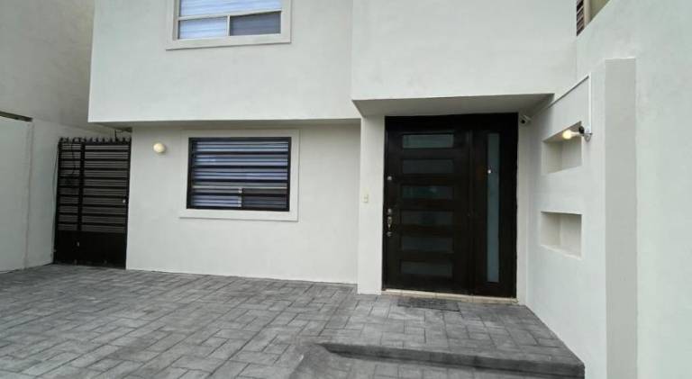 130 m&sup2; Ferienhaus