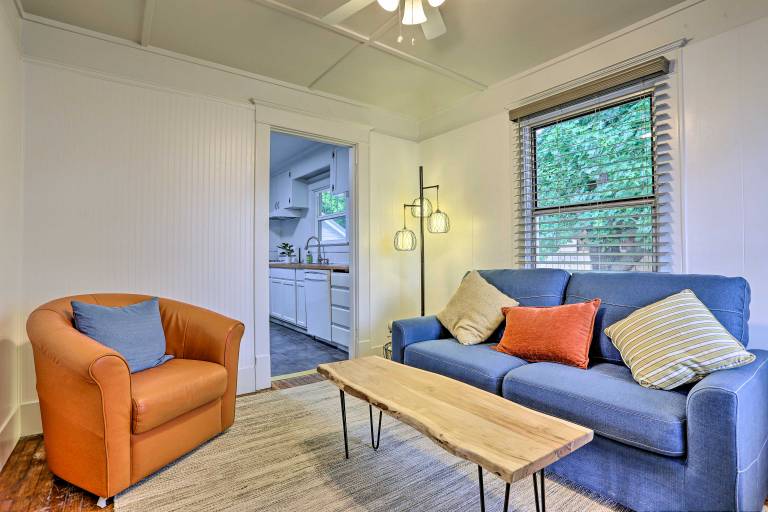 Pet-Friendly Baker City Escape w/ Private Yard! in Baker City, OR