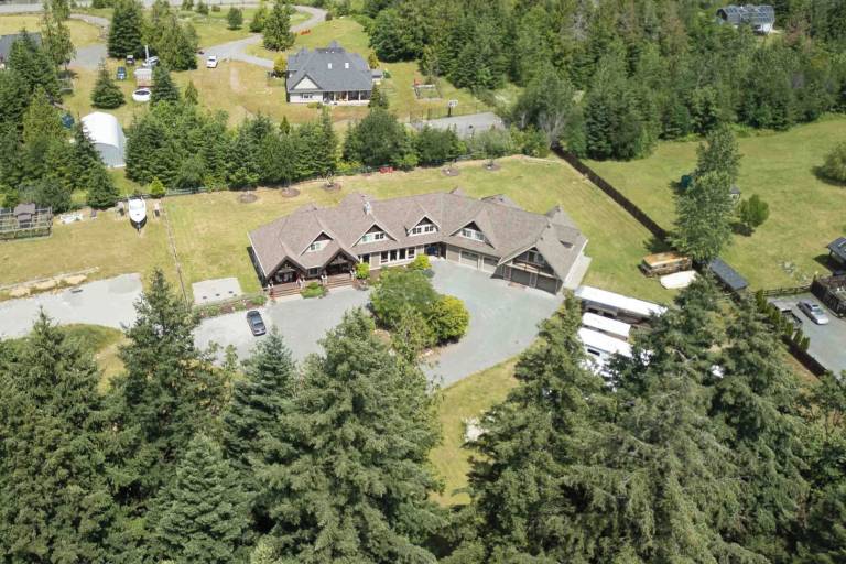 House  Nanaimo