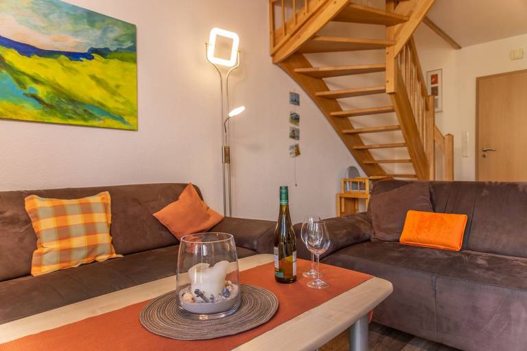 Dieses Reihenmittelhaus besticht mit seiner freundlichen Einrichtung. Auf ca. 62 qm haben 4 Personen und 1 Kleinkind genügend Platz.. — photo 4