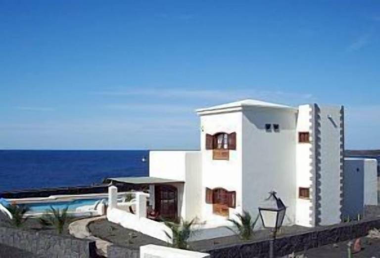 Villa  Yaiza