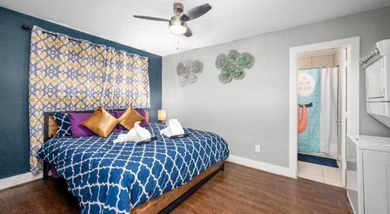 Apartment with 1 room for 4 persons in Houston, TX