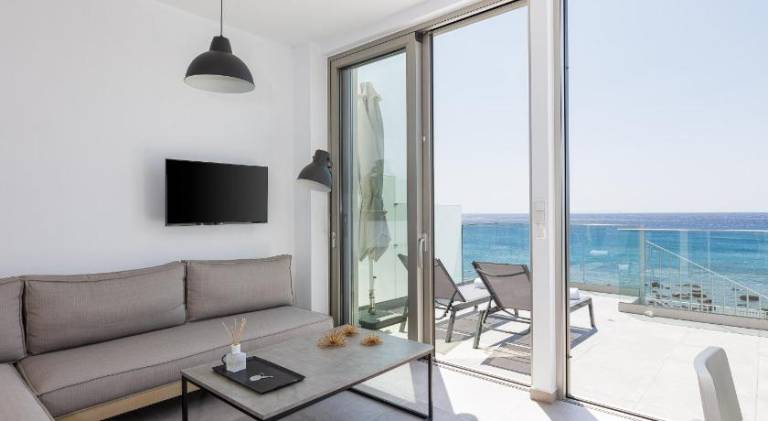 Apartment with terrace | Good for workation — photo 5