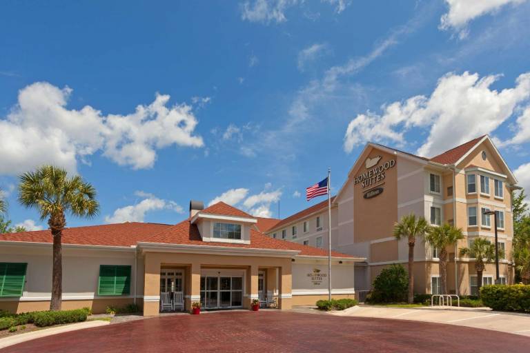Homewood Suites by Hilton Gainesville in Alachua, FL