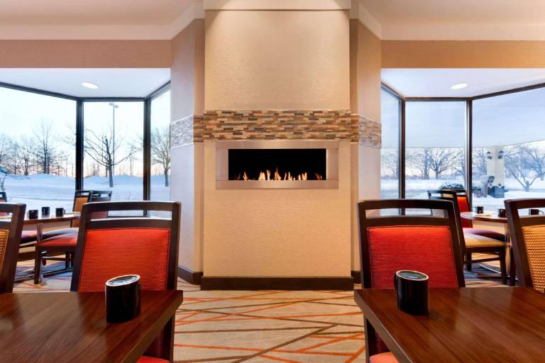 Radisson Hotel Akron - Fairlawn — photo 4