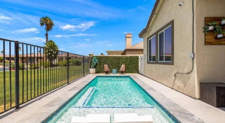 Vacation home with jacuzzi & pool | Perfect for remote work | Pets allowed in Indio, CA