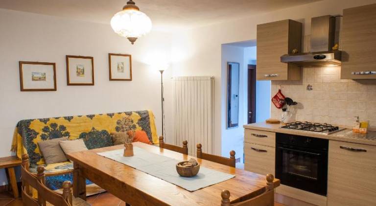 Apartment with 2 rooms for 6 persons — photo 4