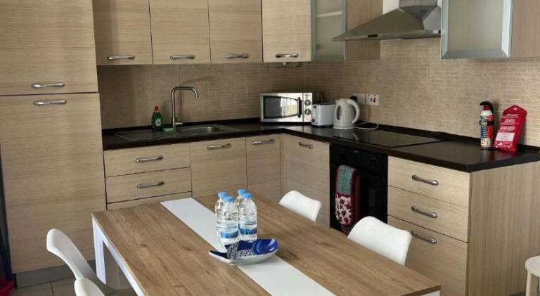 Serviced apartment with terrace — photo 2