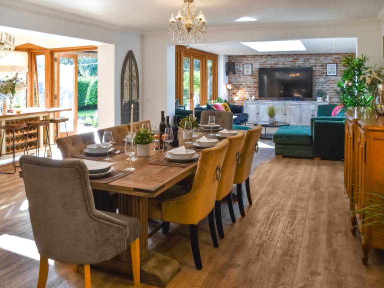 Family-friendly cottage with garden, grill & hot tub | River view | Pets are welcome — photo 4