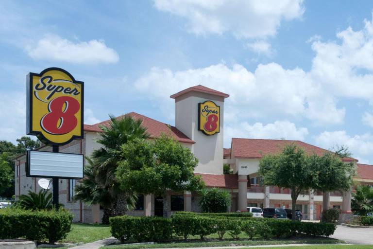 Super 8 By Wyndham Stafford Sugarland Area