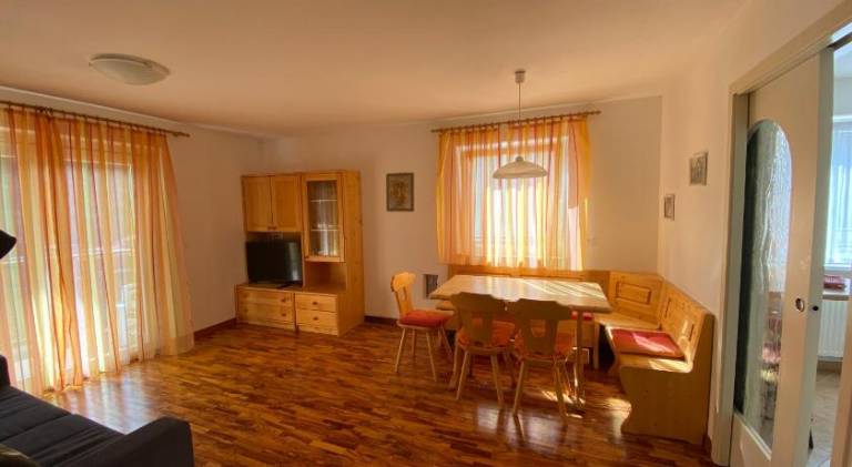 Holiday apartment with 2 rooms for 6 persons — photo 5