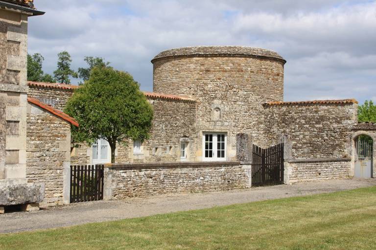 House  Ardilleux