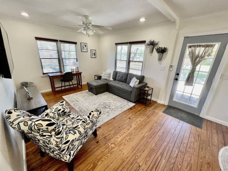 Cottage  Clearwater