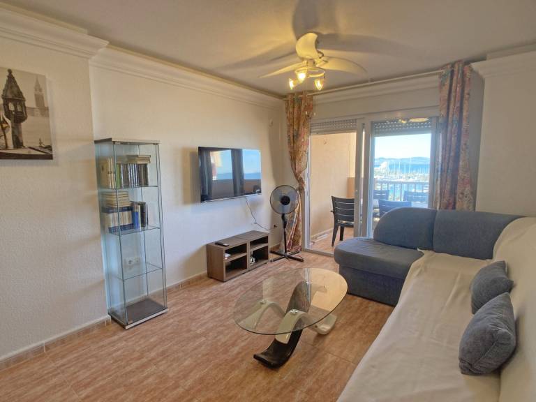 Apartment with 2 rooms for 6 persons — photo 3