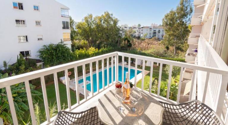 Beach apartment in Golden Mile / Puerto Banus — photo 4