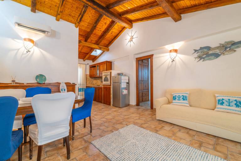 Family-oriented holiday apartment with garden, patio & BBQ | Sea view | Pets are welcome — photo 5