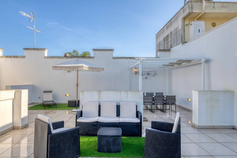 Rental apartment with patio & fast internet — photo 2
