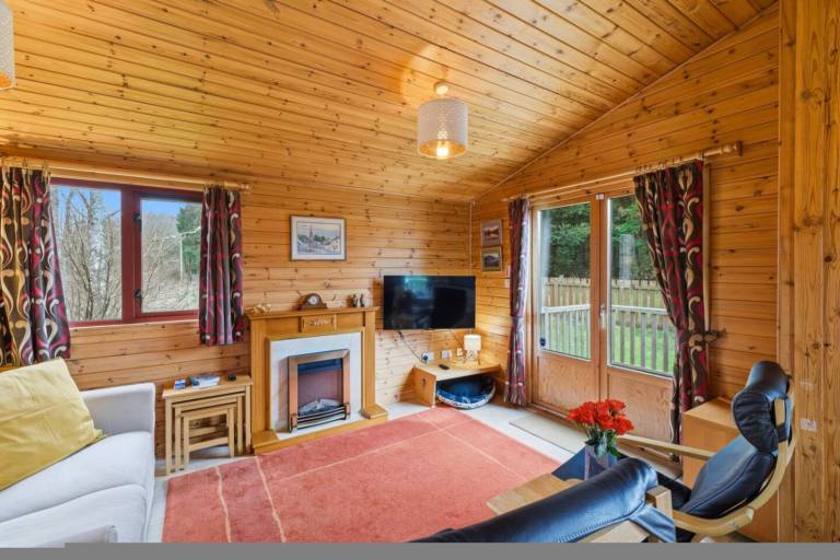 Braeknowe in Birnam with 3 bedrooms and 1 bathrooms — photo 5