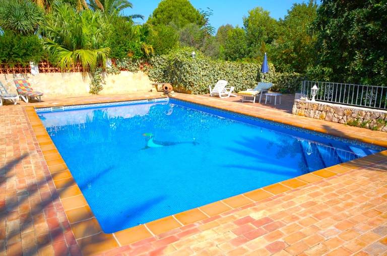 Child-friendly villa with terrace, private pool & garden | Pool view | Pets are welcome — photo 3