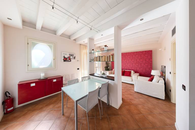 Child-friendly holiday apartment with barbeque, patio & pool | Pets are welcome — photo 3