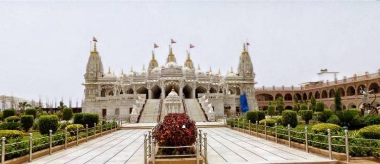 Lodge Bhuj