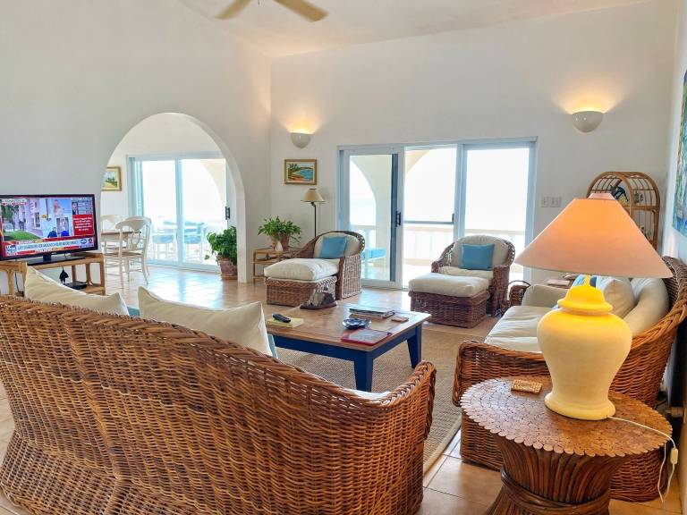 House  Shoal Bay
