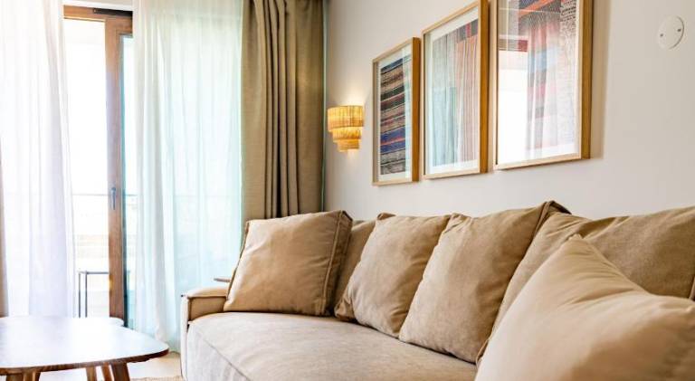 Serviced apartment with patio & garden | Close to the beach | Pet-friendly — photo 5