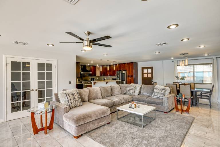 Updated Retreat w Private Pool in Scottsdale