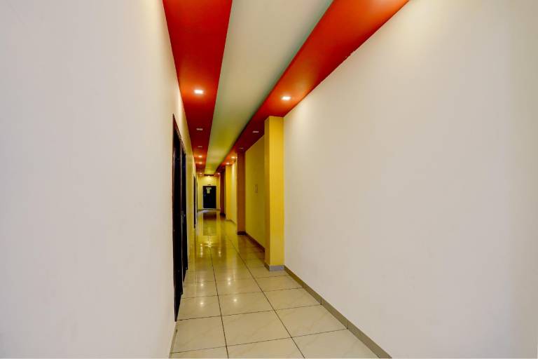 Hotel O Elibrista