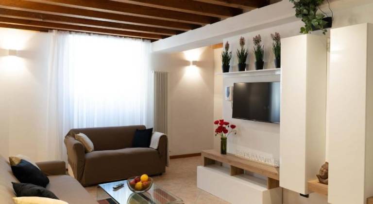 Holiday apartment with 1 room for 5 persons in Bergamo