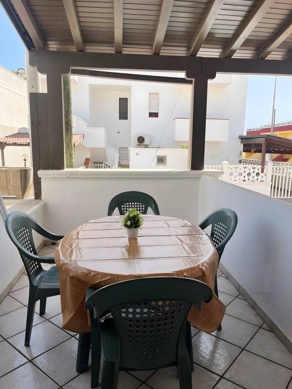 Family-oriented holiday apartment with patio | Pets allowed in Salve