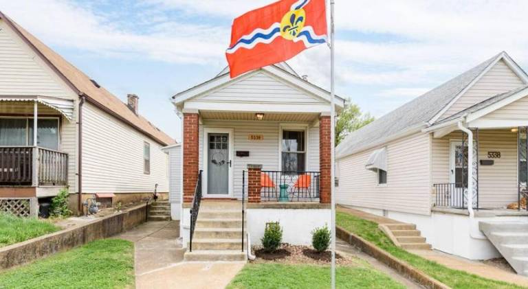 House with 2 rooms for 7 persons in St. Louis, MO
