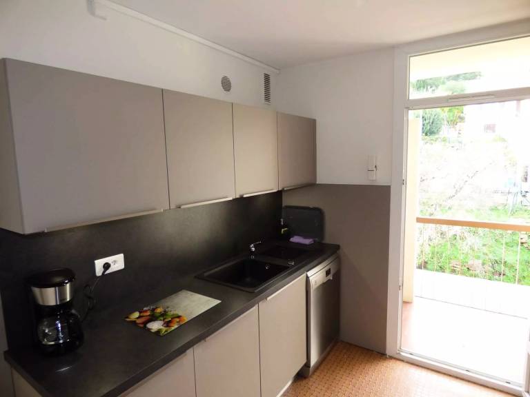 Holiday apartment with 2 rooms for 6 persons — photo 3