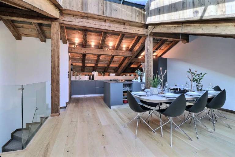 Fully equipped ample holiday apartment with patio, jacuzzi & garden | Next to the ski | Pets are welcome — photo 2