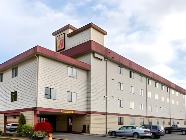 Super 8 By Wyndham Ketchikan in Ketchikan, AK