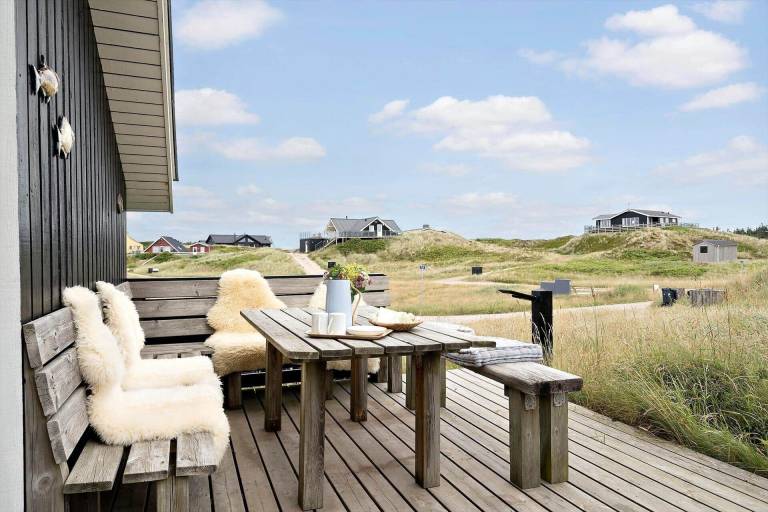 Vacation home with barbecue & terrace — photo 4