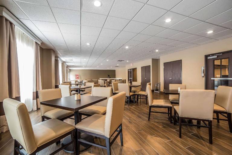 Comfort Inn & Suites Vernal - National Monument Area — photo 5