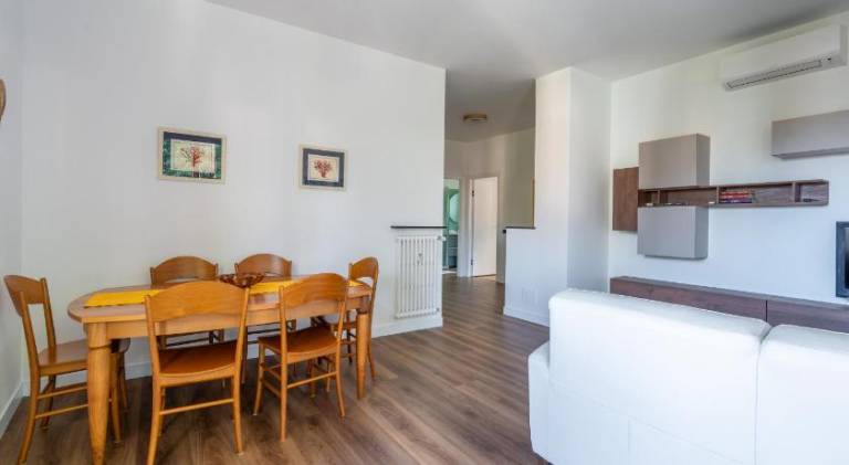 Rental apartment with 2 rooms for 6 persons — photo 3