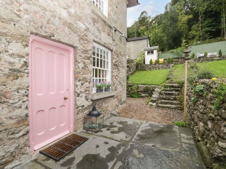 Family-friendly cottage with garden | Pets are welcome — photo 4