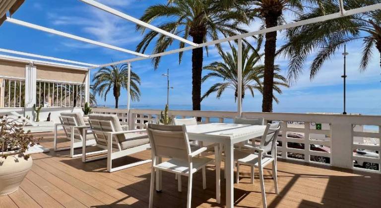 Apartment with 2 rooms for 6 persons in Roquetas de Mar